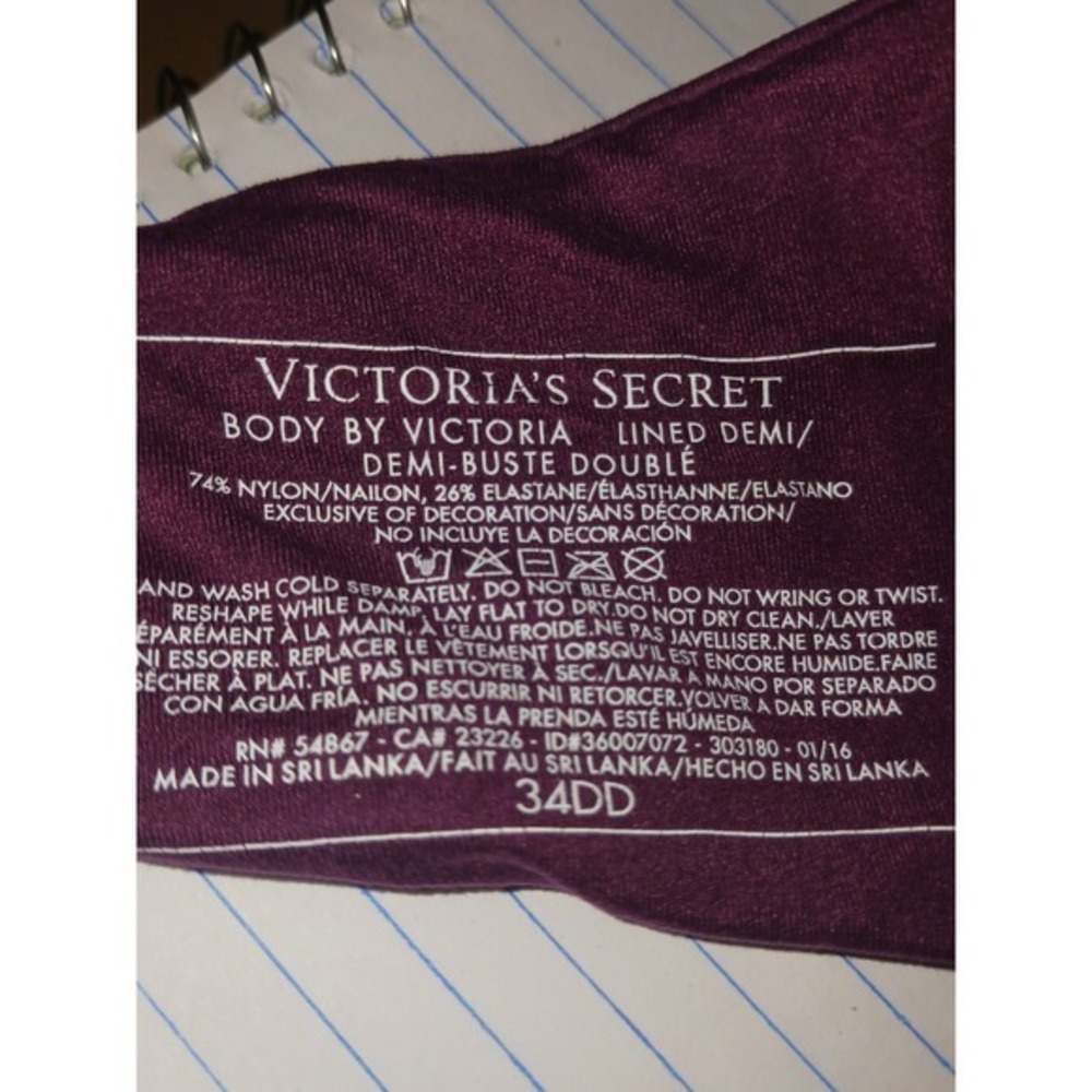 Victoria Secrets Body by Victoria Plunge purple Bra White Lace Trim Bow‎ 34DD - Picture 6 of 6